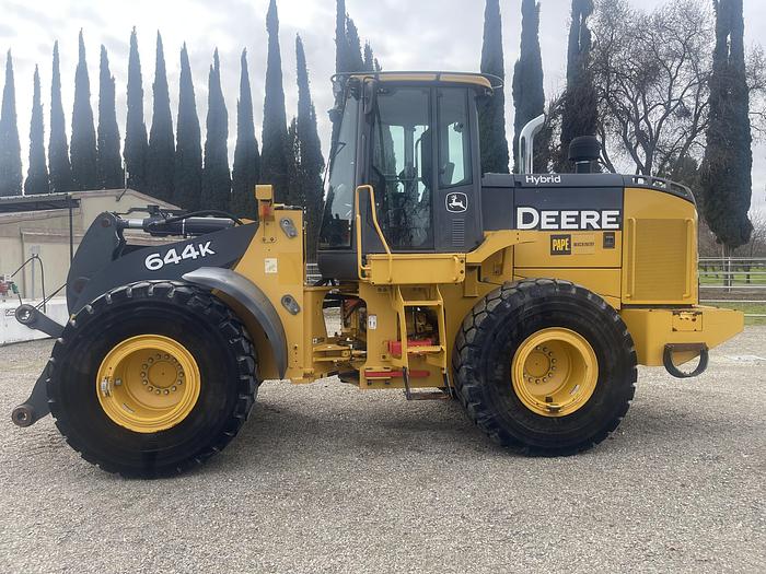 Used 2017 John Deere 644K