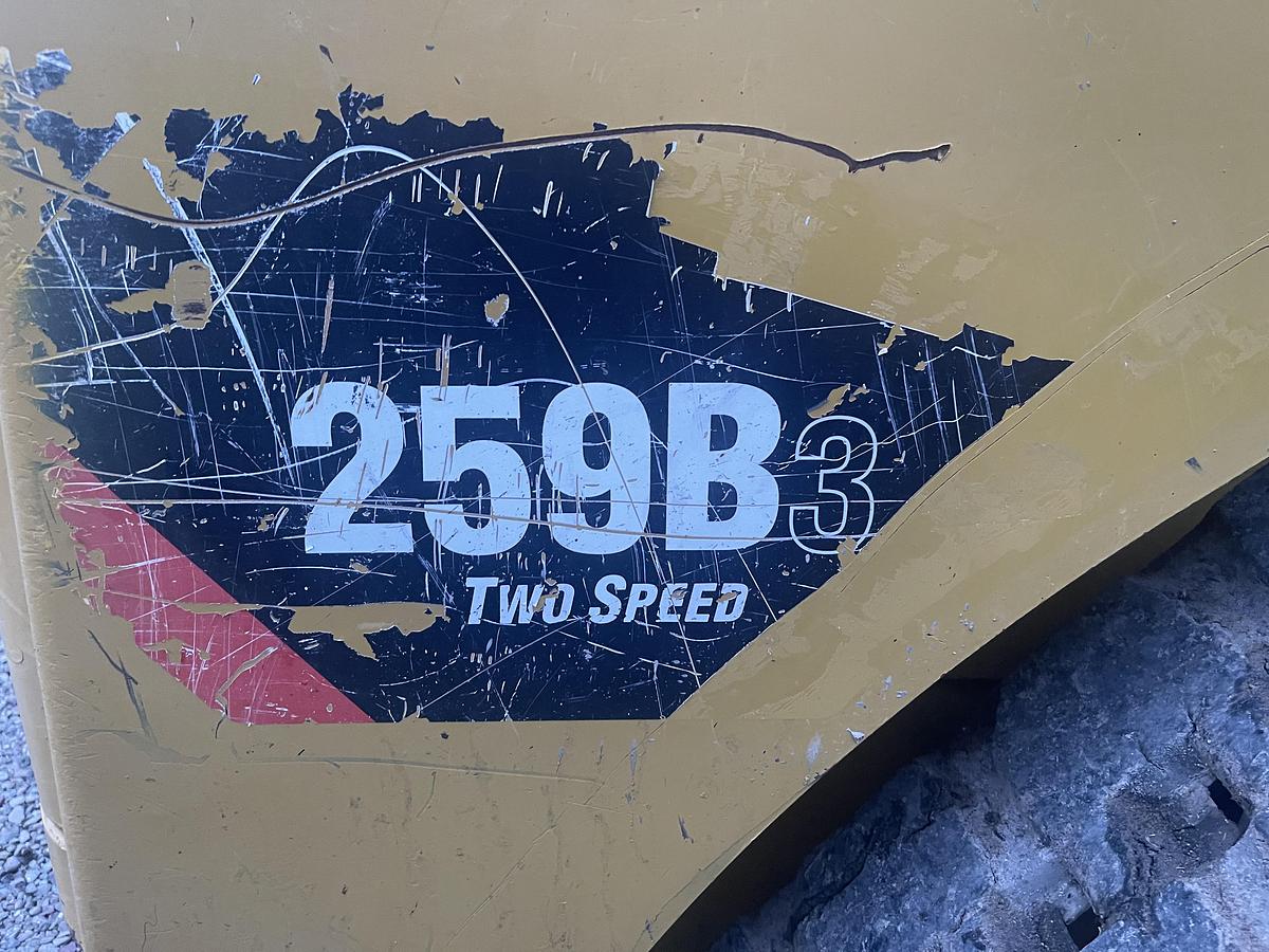 Used 2013 CAT 259B3