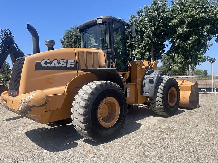 Used 2007 Case 821E