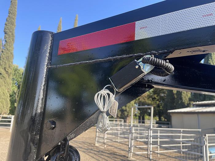 Used 2023 Custom Gooseneck Service Utility Weld