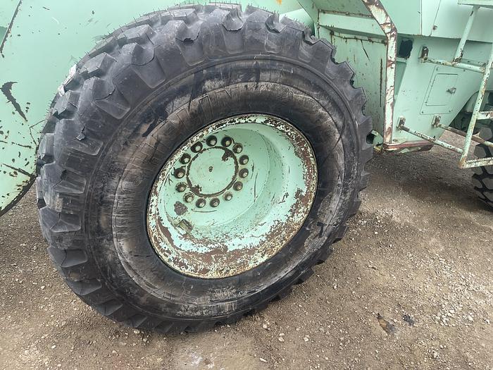 Used 1990 John Deere 444E