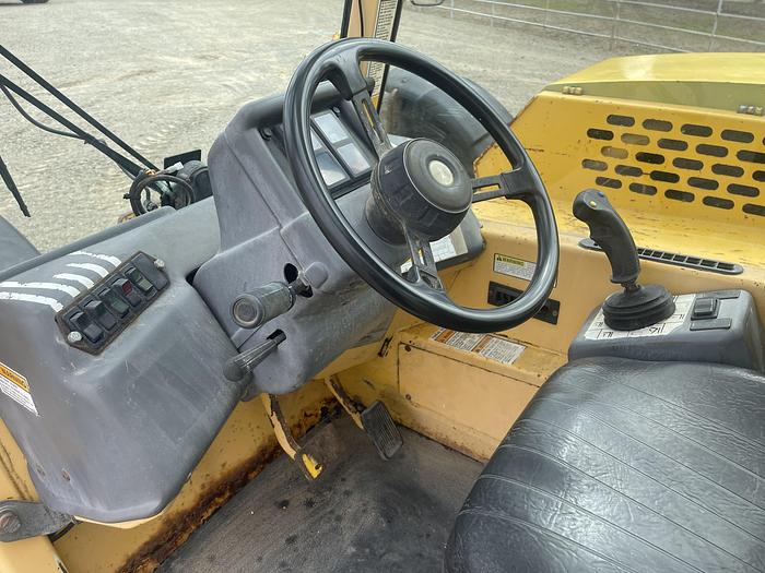 Used 1998 GEHL DL-10H 44