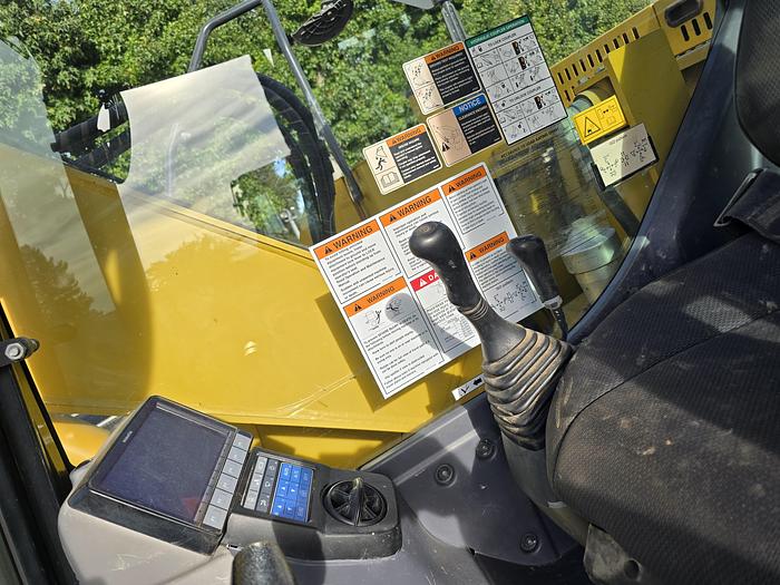 Used 2014 Komatsu PC138 USLC-10