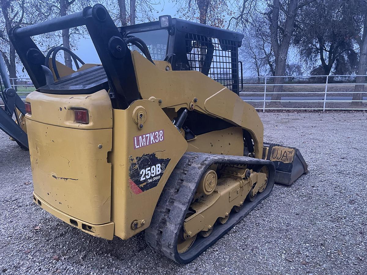 Used 2013 CAT 259B3