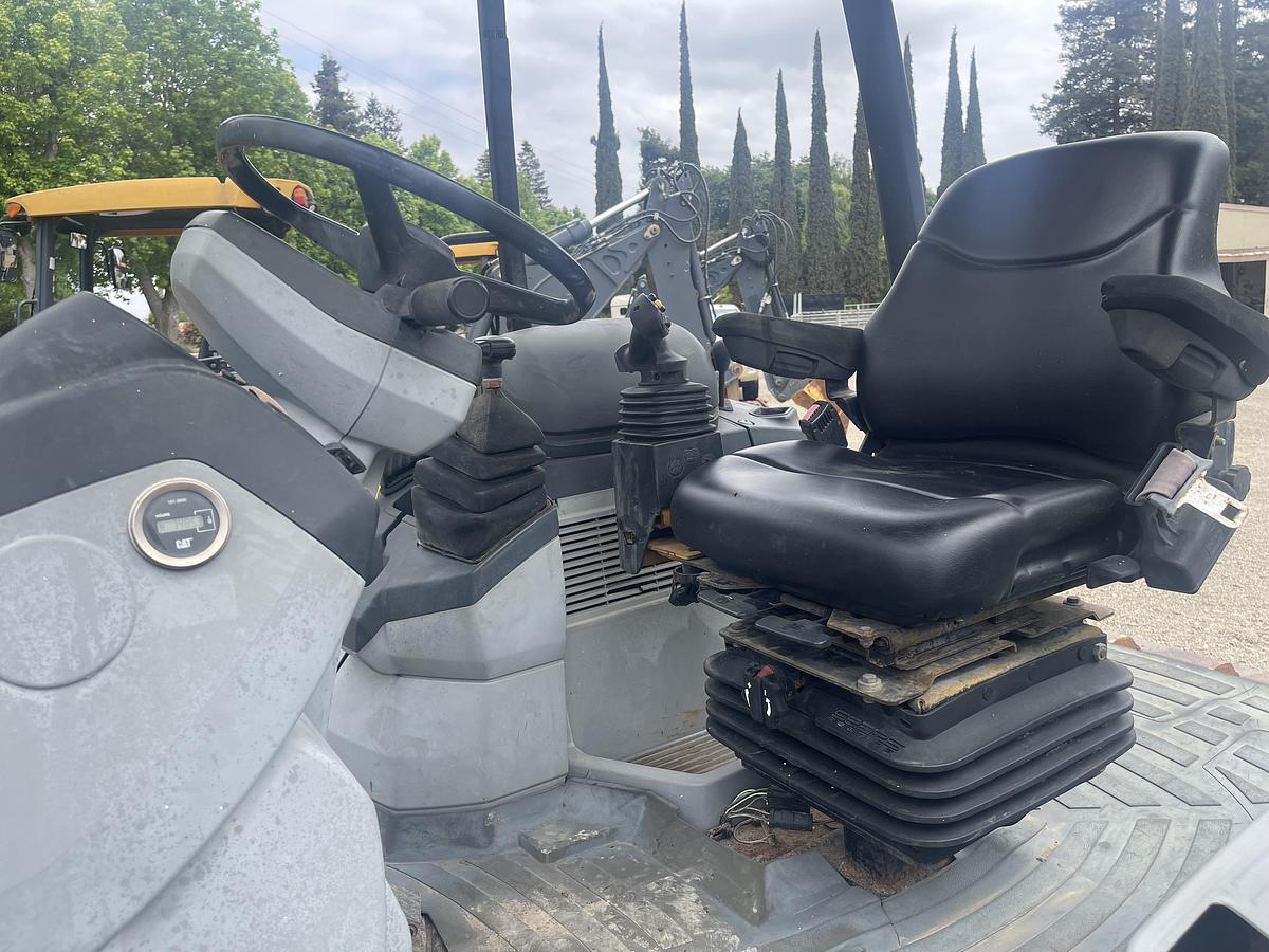 Used 2007 CAT 414E IL