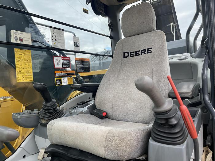 Used 2019 John Deere 210G LC