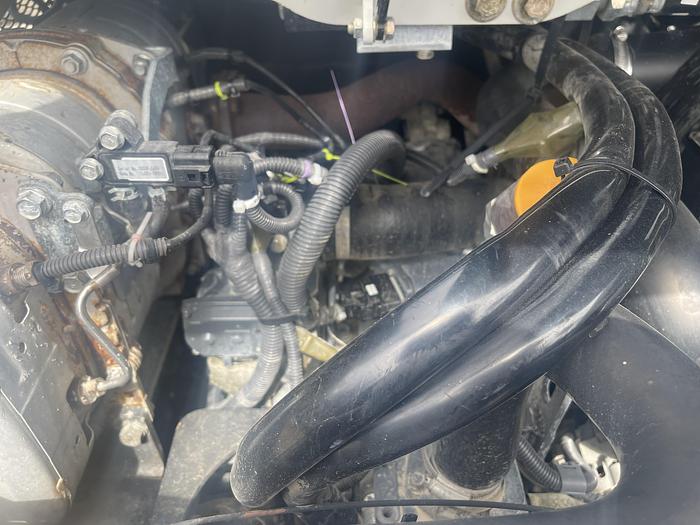 Used 2015 Takeuchi TL10 HIGH FLOW