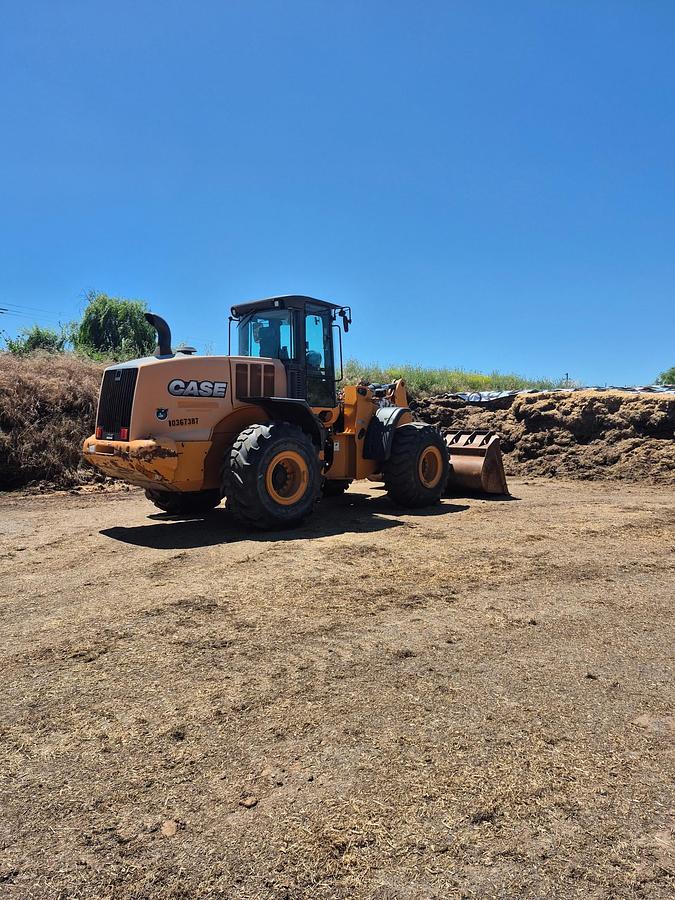 Used 2015 Case 821F