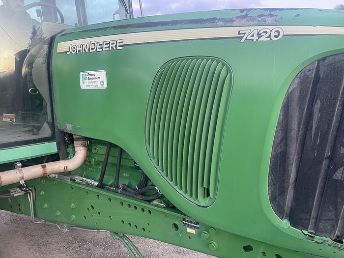 Used 2006 John Deere 7420