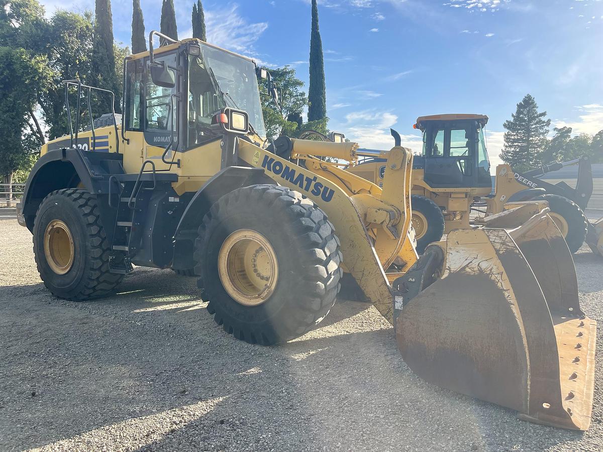 Used 2018 Komatsu WA380-8