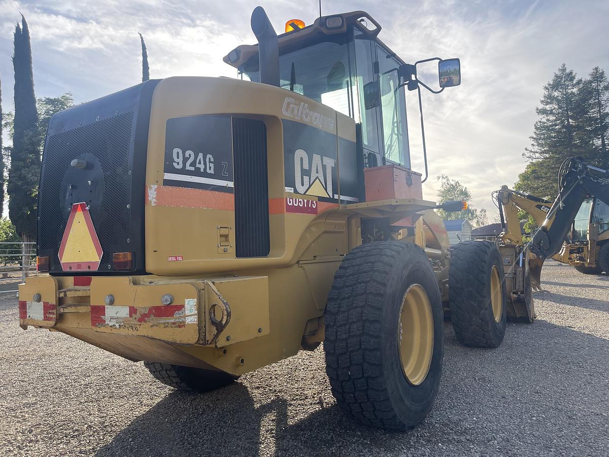 Used 2004 Cat 924GZ