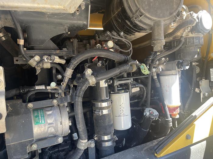 Used 2015 Komatsu WA 320-7