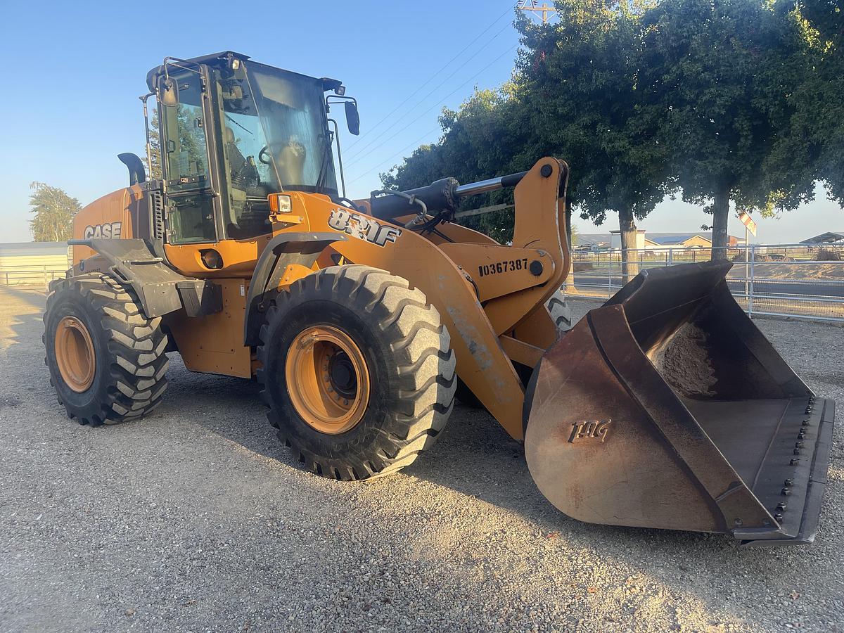 Used 2015 Case 821F