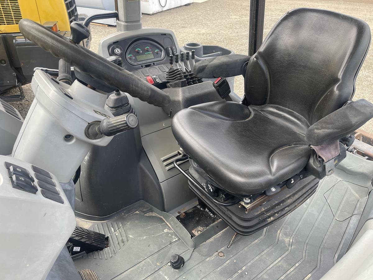 Used 2017 CAT 415F2 IL