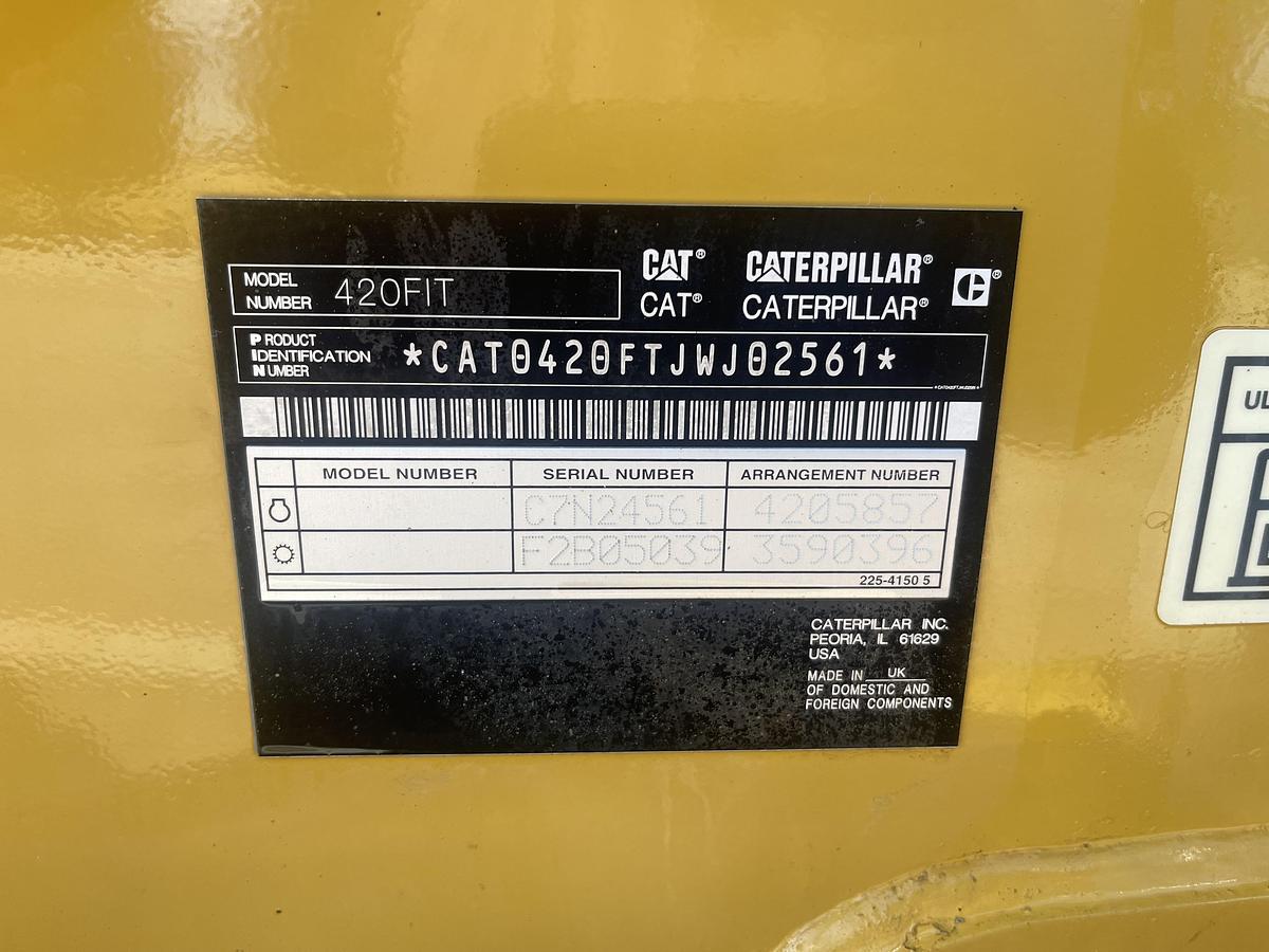 Used 2014 CAT 420F it