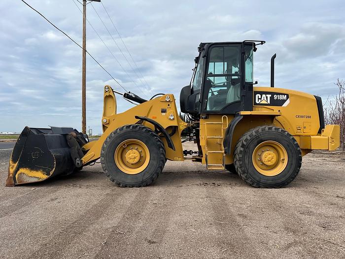 Used 2016 Cat 918M