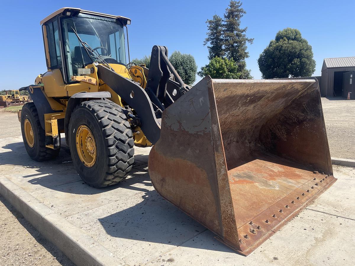 Used 2008 VOLVO L70F