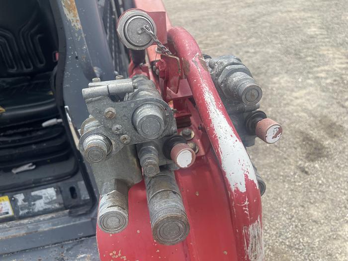 Used 2015 Takeuchi TL10 HIGH FLOW