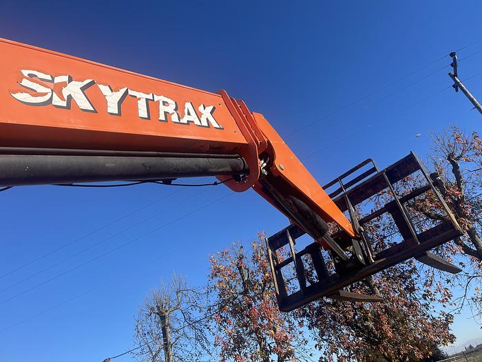 Used 2008 SkyTrak 8042