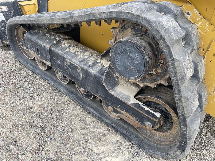 Used 2017 John Deere 319E