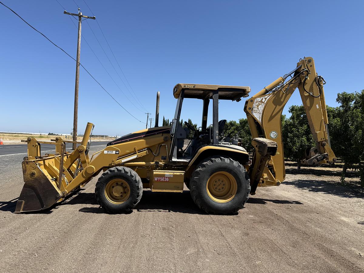 Used 2004 CAT 430D