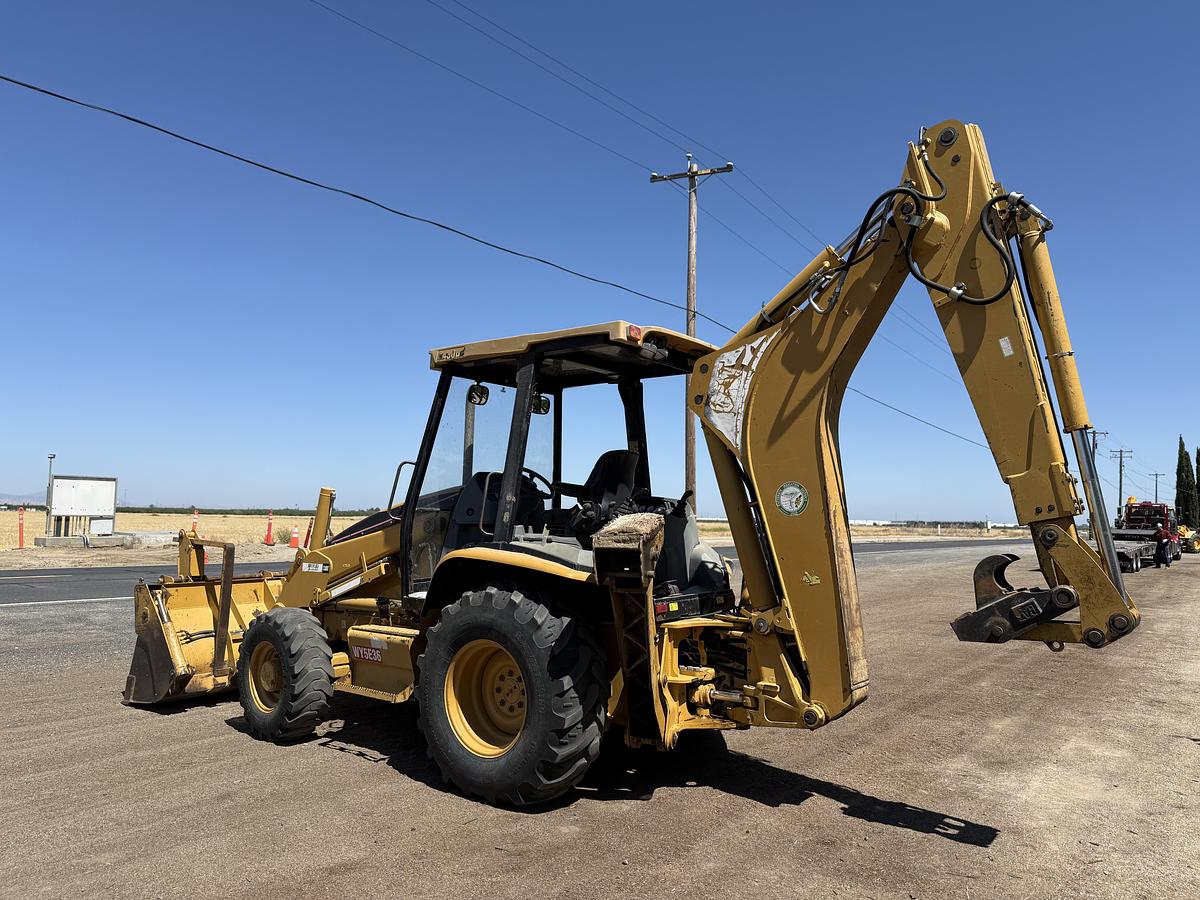 Used 2004 CAT 430D
