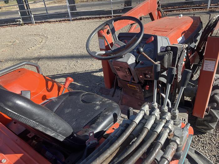 Used 2001 Kubota L3010