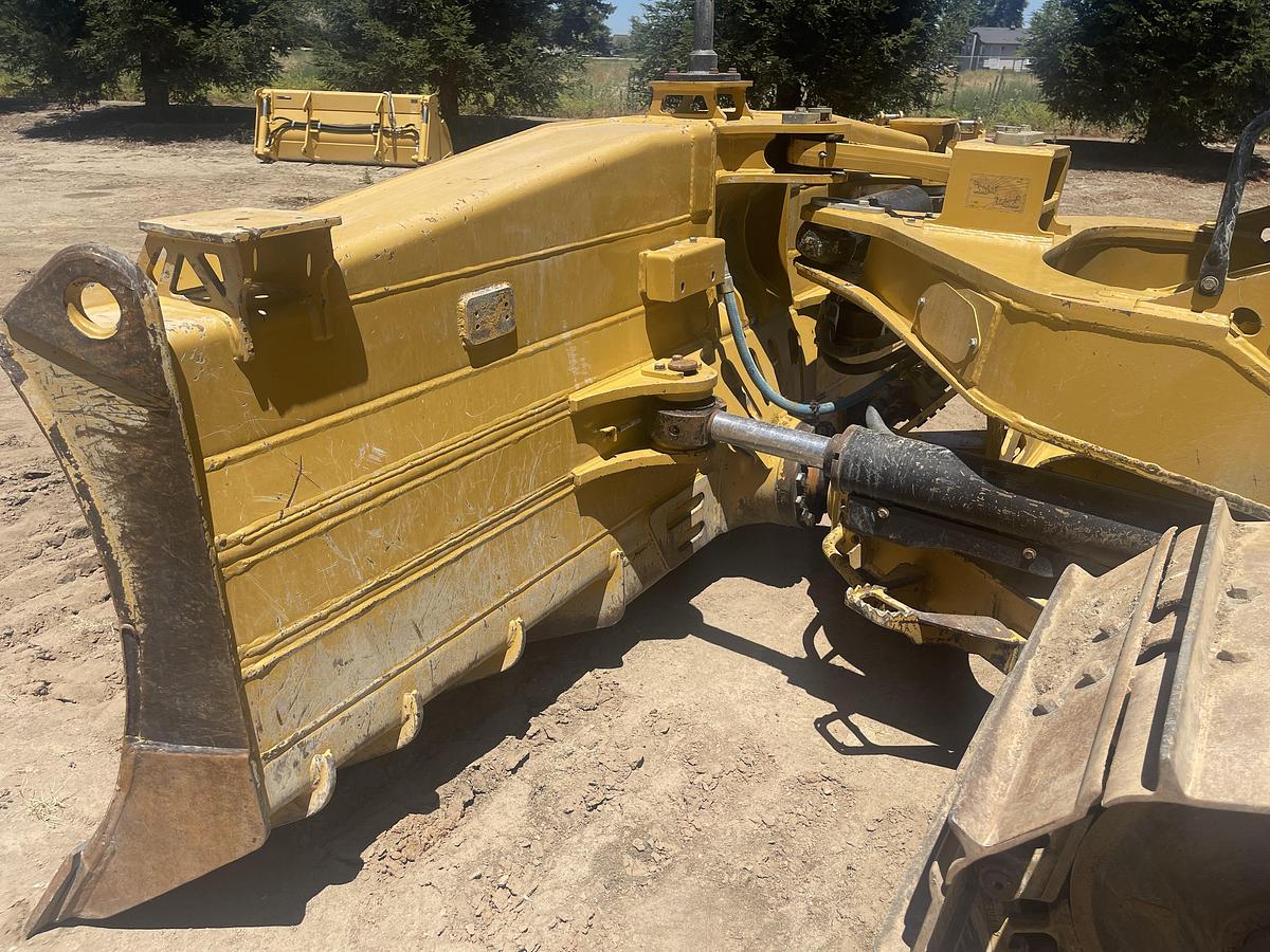 Used 2020 Cat D6