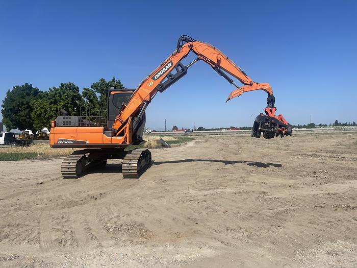 Used 2018 Doosan DX300 LL-5