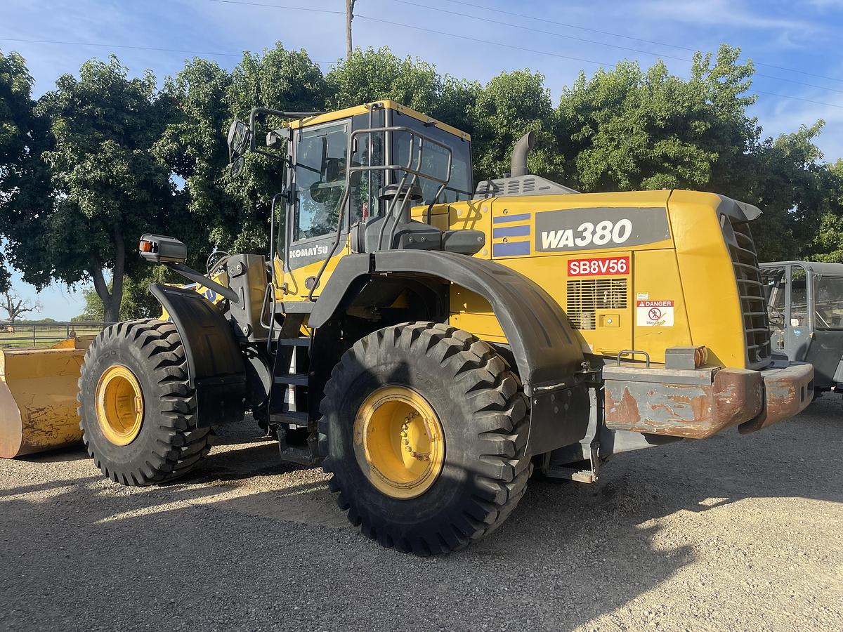 Used 2018 Komatsu WA380-8