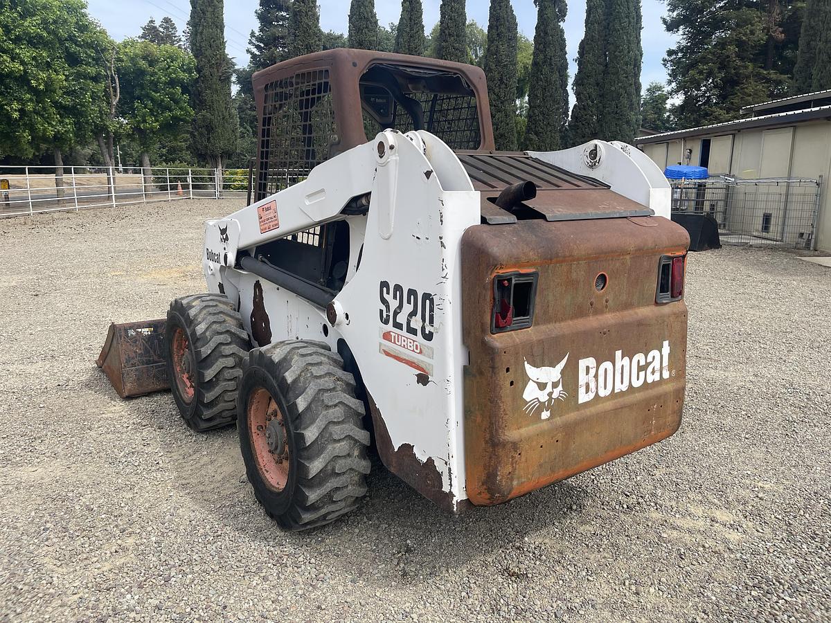Used 2007 Bobcat S220