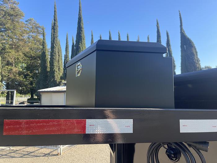 Used 2023 Custom Gooseneck Service Utility Weld