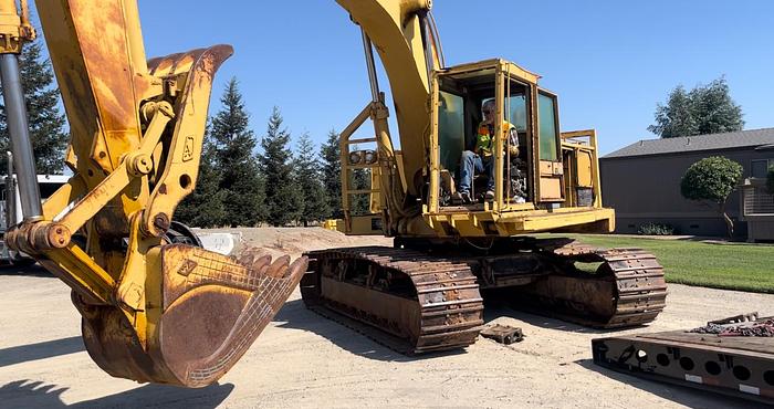 Used 1987 Cat 235B