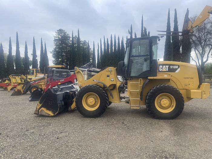 Used 2016 Cat 918M