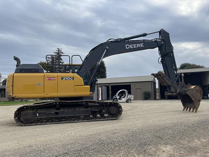 Used 2019 John Deere 210G LC