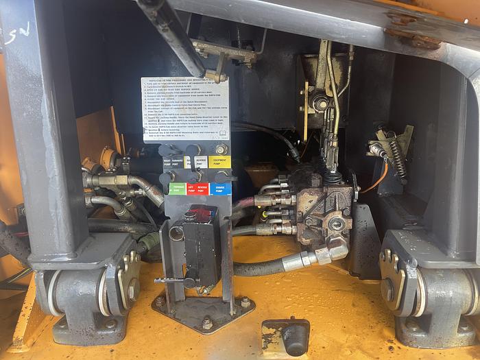 Used 2006 Case 850K XLT