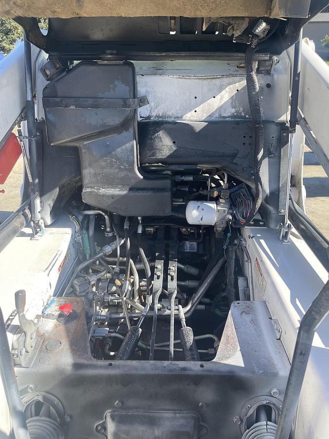 Used 2007 Bobcat T140