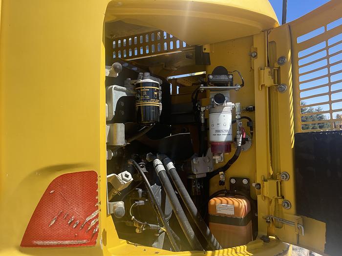 Used 2014 Komatsu PC138 USLC-10