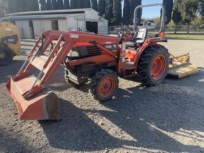 Used 2001 Kubota L3010