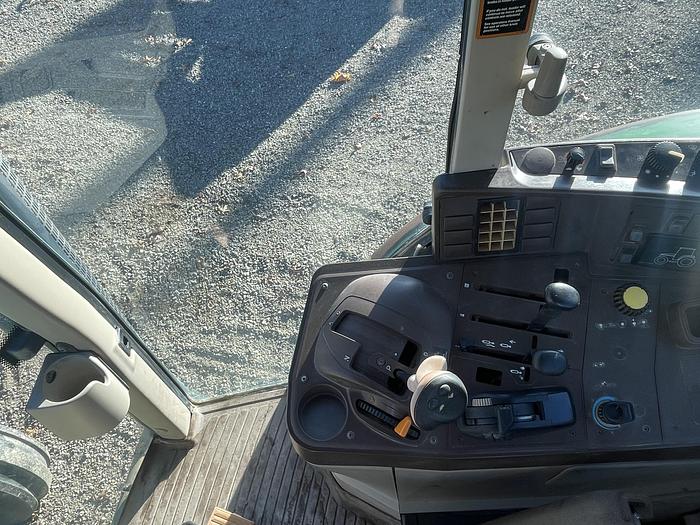 Used 2006 John Deere 7420