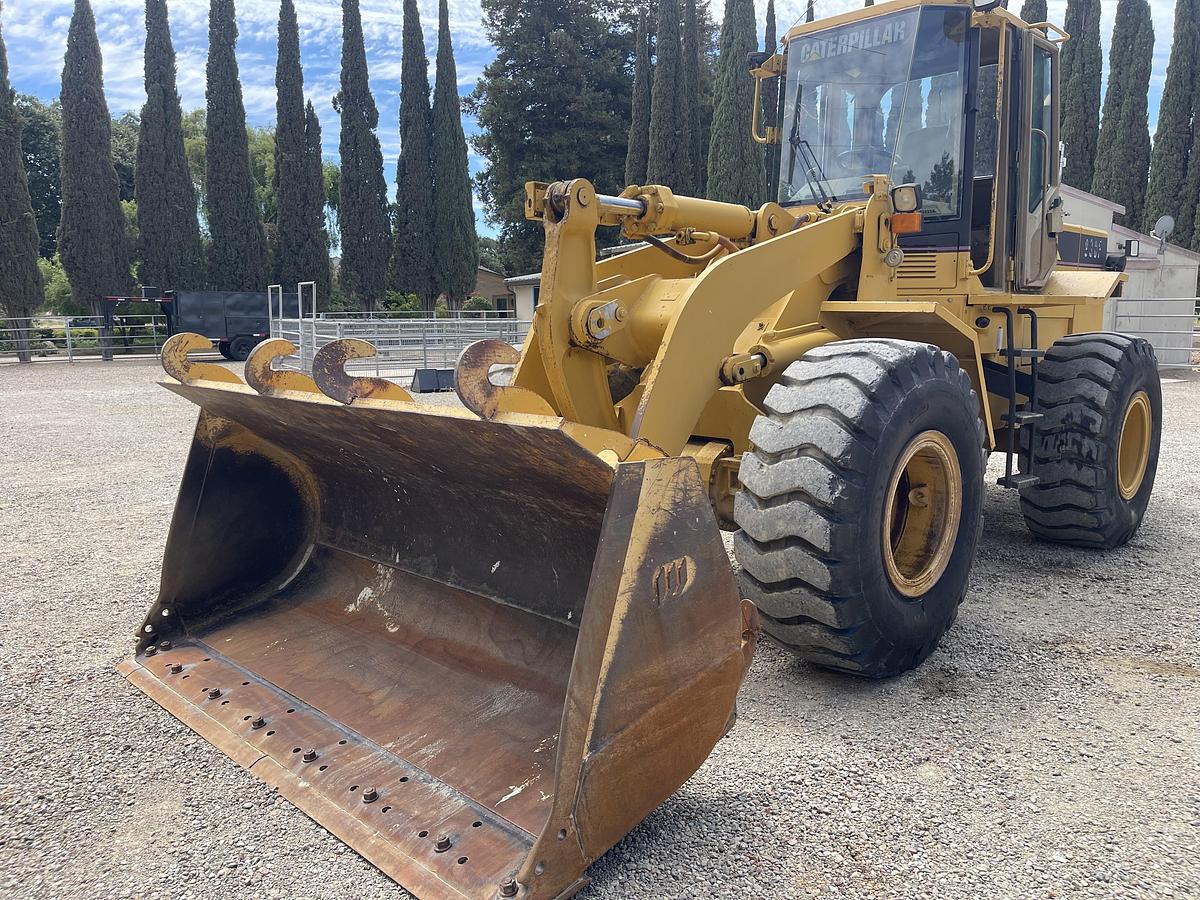 Used 1997 CAT 938F