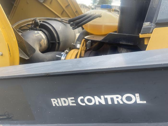 Used 2011 John Deere 310J