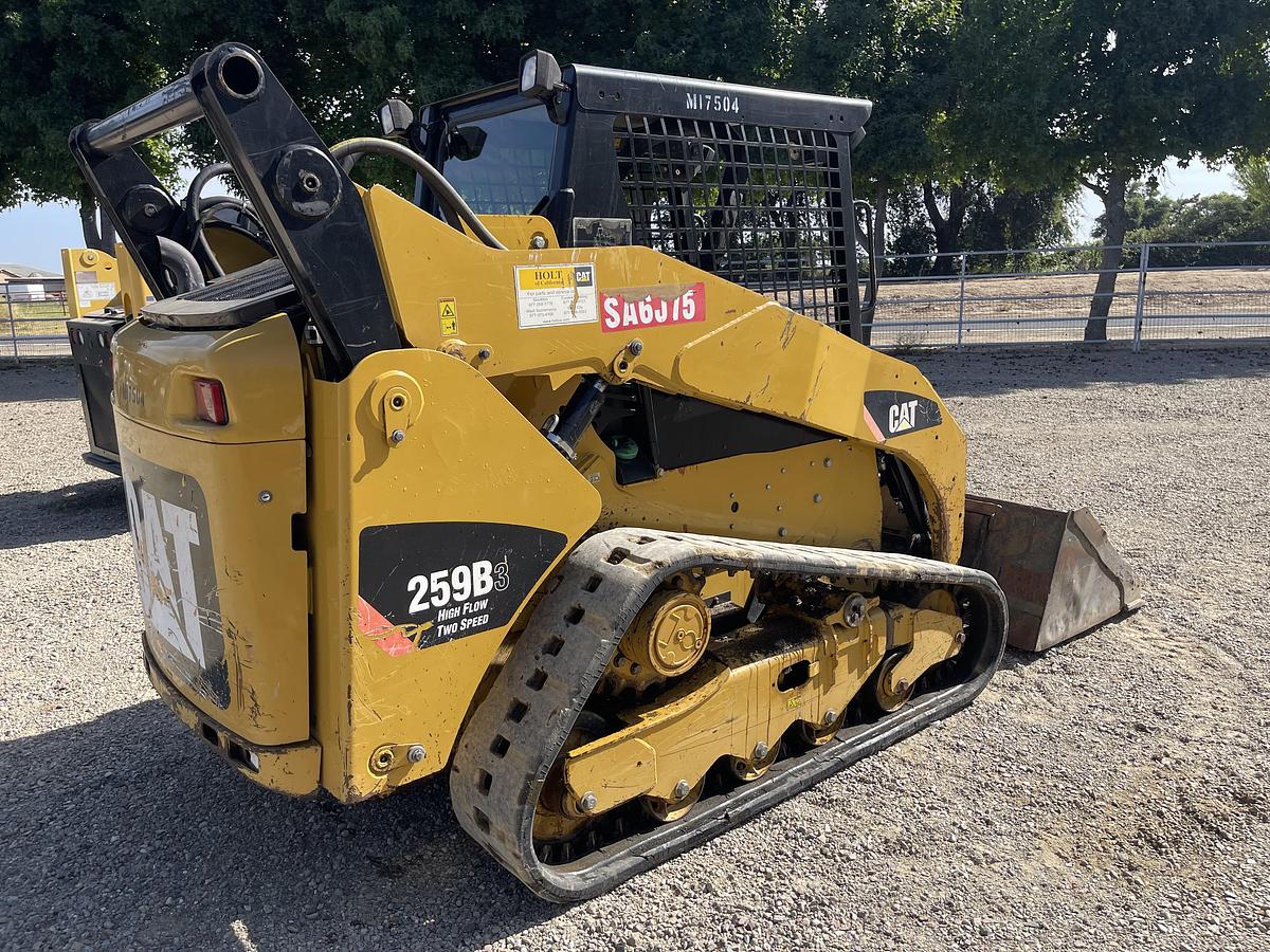 Used 2012 CAT 259b3