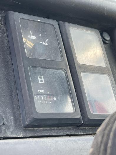 Used 1998 GEHL DL-10H 44