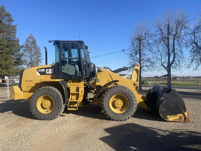 Used 2016 Cat 918M