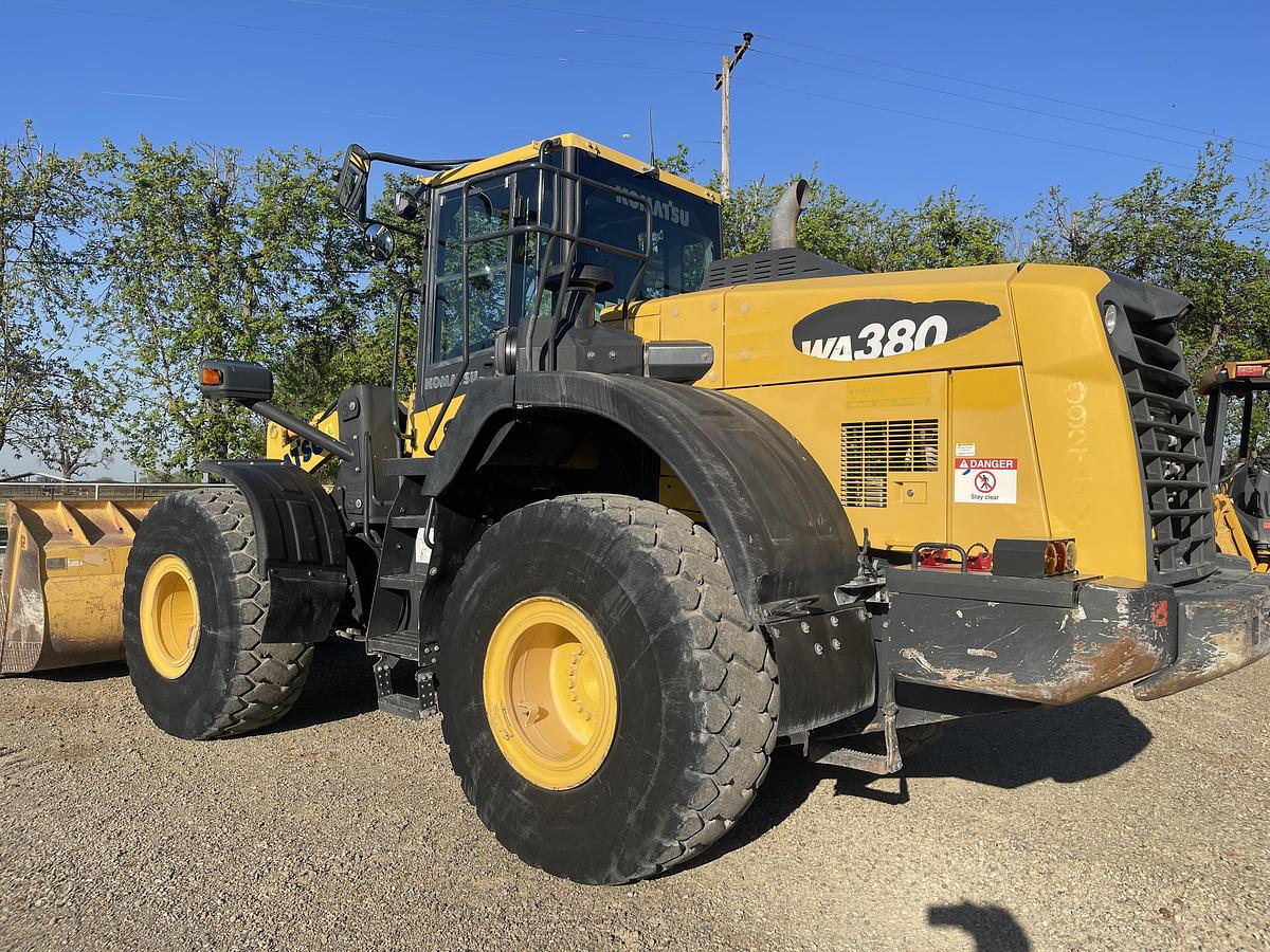 Used 2018 Komatsu WA380-8