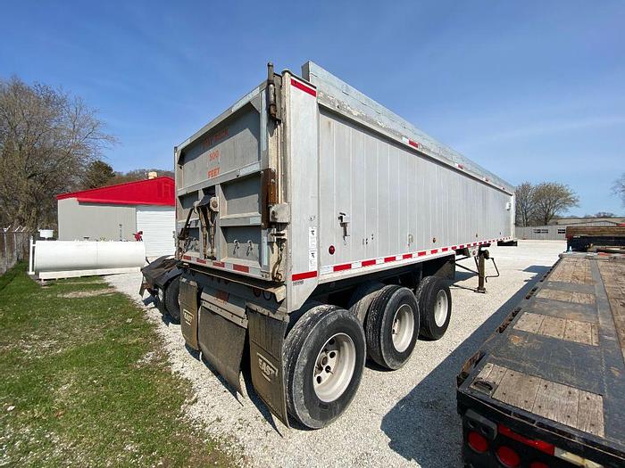 Used 2004 EAST 36 x 96