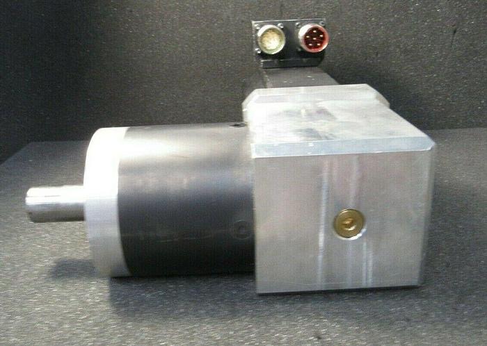 Used Parker SME8275038142ID65A22 W/ Neugart WPLE 80 Right Angle Gear Head