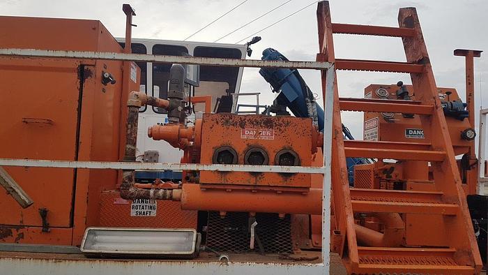 Used 2002 WELCAN 4 Axle Carrier Style Oilfield Pump / Kill Truck