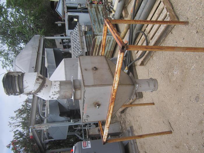 Used Hopper, 1.5 CF, S/st, On Stand, 21" x 21" x 12" #S739751